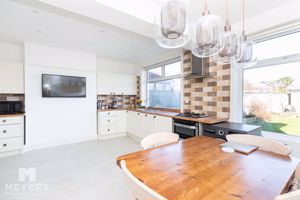 Photo 19- click for photo gallery